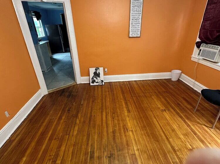 Пансион Fidelia Fuchsite Room, Queen Bed Minutes From Newark Liberty International Airport And Newark Penn S