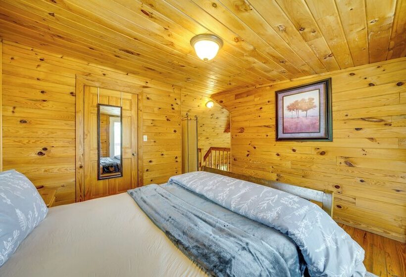 Picturesque Oklahoma Cabin On 80 Acres W/ Views!