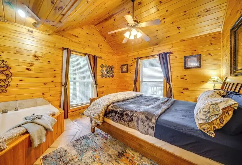 Picturesque Oklahoma Cabin On 80 Acres W/ Views!