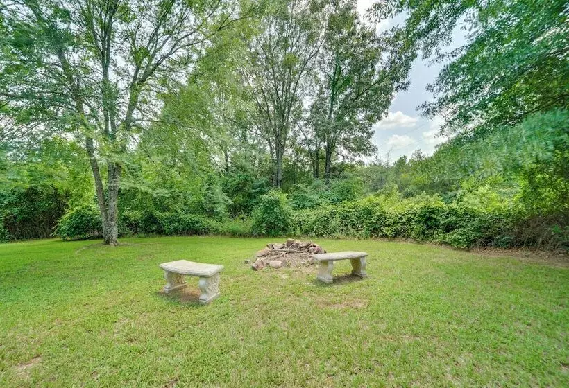 Picturesque Oklahoma Cabin On 80 Acres W/ Views!