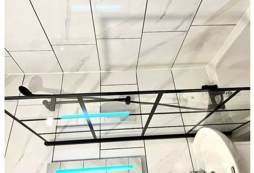 Residenssi Cozy Barking Retreat   2 Bedrooms