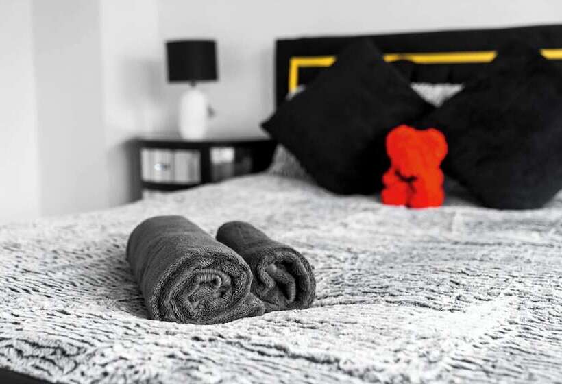 Резиденция The Rock, Solihull Retreat Birmingham Airport