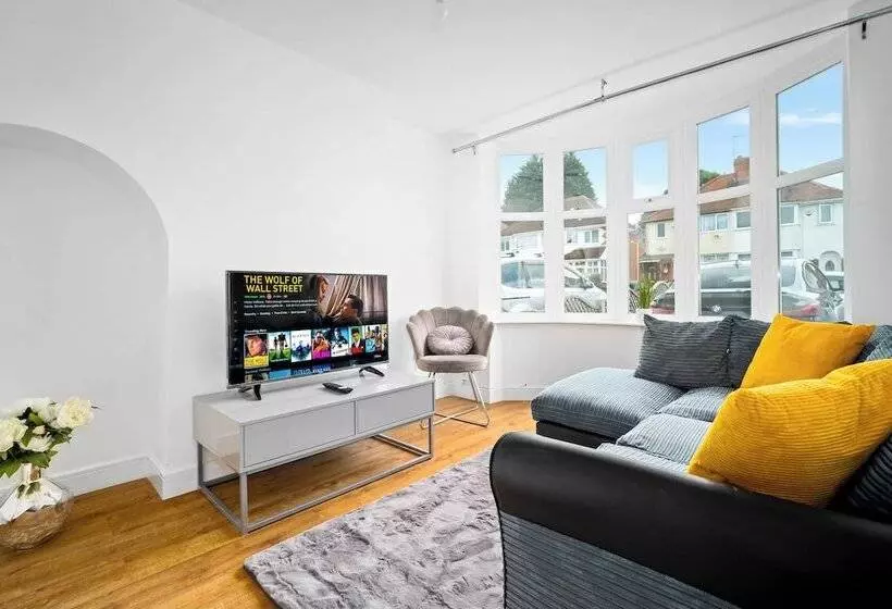 Residenssi The Rock, Solihull Retreat Birmingham Airport