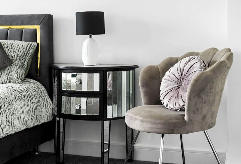 Резиденция The Rock, Solihull Retreat Birmingham Airport