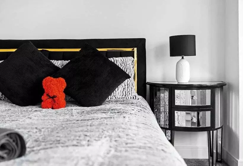 Residenssi The Rock, Solihull Retreat Birmingham Airport