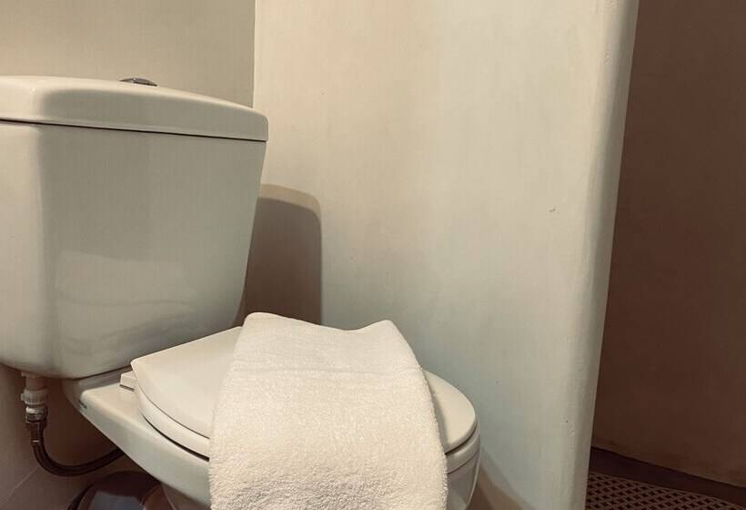 اقامتگاه Tinos Seaside Retreat For 5