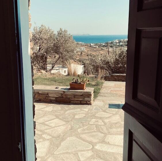 اقامتگاه Tinos Seaside Retreat For 5