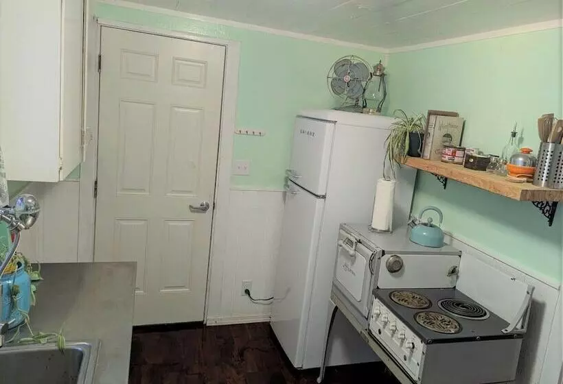 Siltcoos Station Retreats