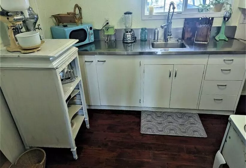 Siltcoos Station Retreats