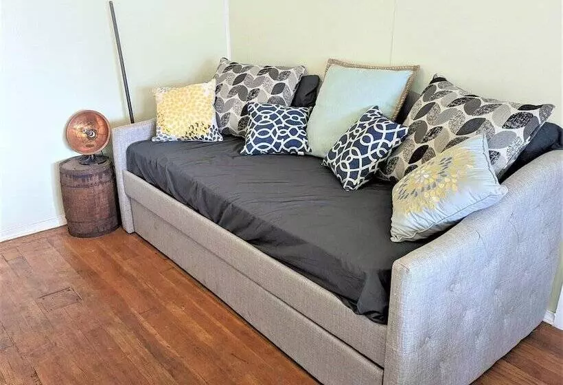 Siltcoos Station Retreats