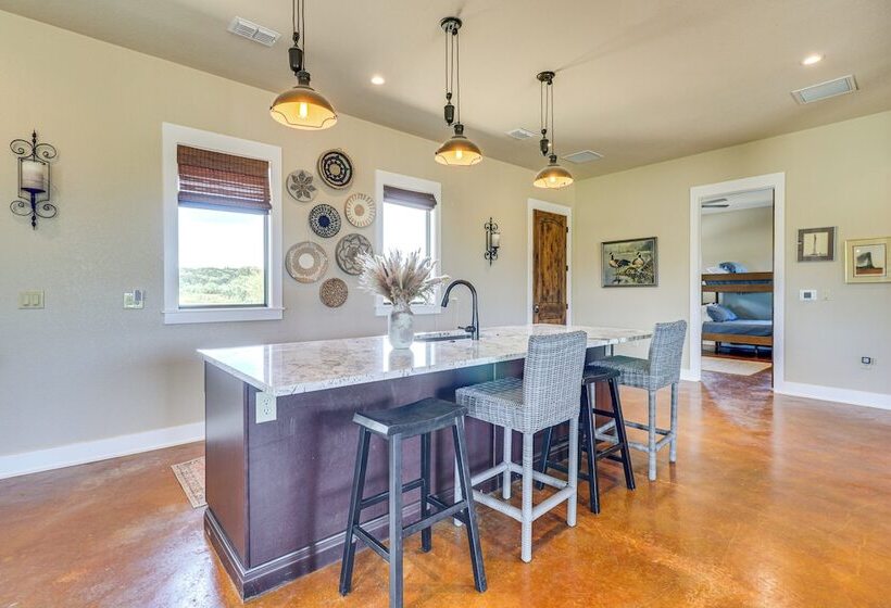 Spacious & Elegant Goldthwaite Escape On 72 Acres!