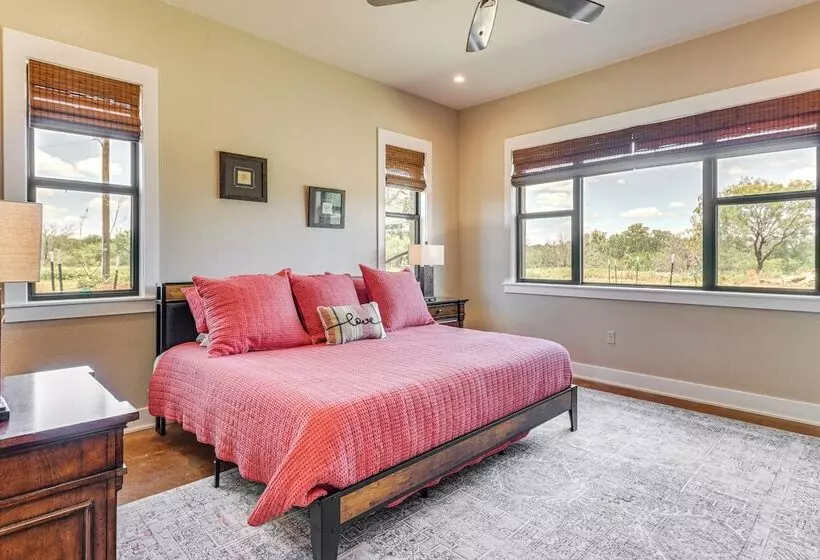 Spacious & Elegant Goldthwaite Escape On 72 Acres!