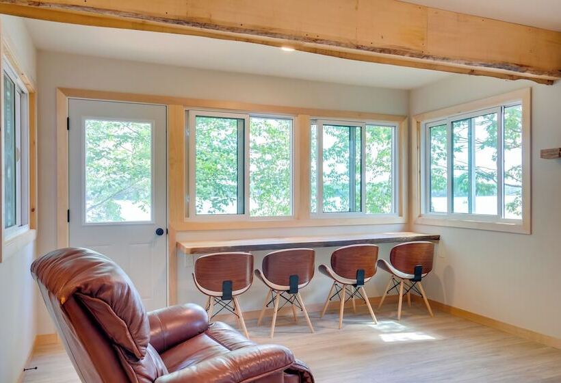 Bearskin Lake Cabin: Fish, Boat & Relax!