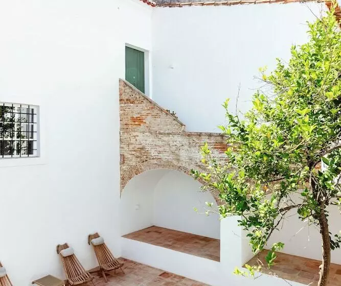 Aamiaismajoitus (B&B) Amada Moura