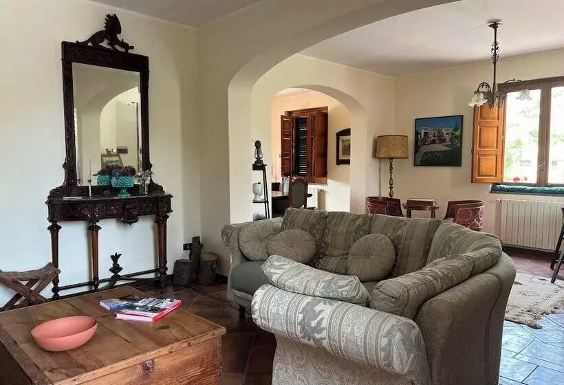 ベッドアンドブレックファースト Villa Milone Etna Country House