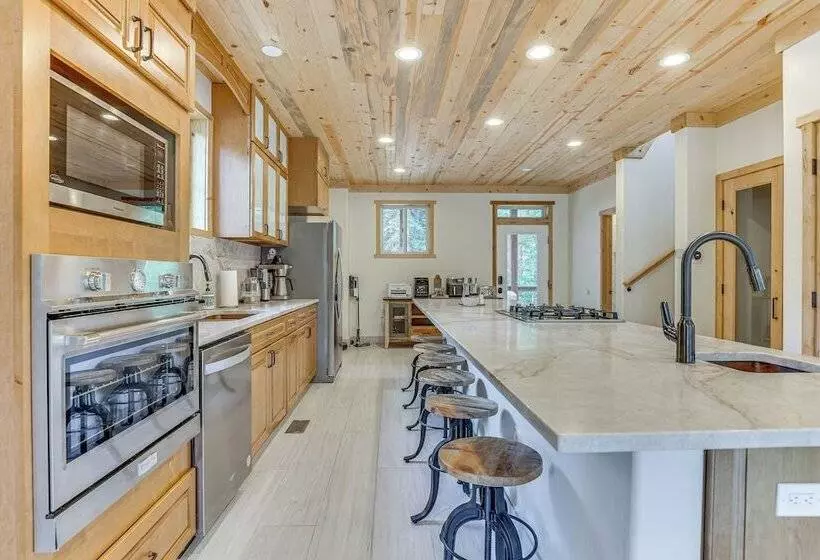 Breckenridge Home W/ Views ~ 8 Mi To Ski Resort