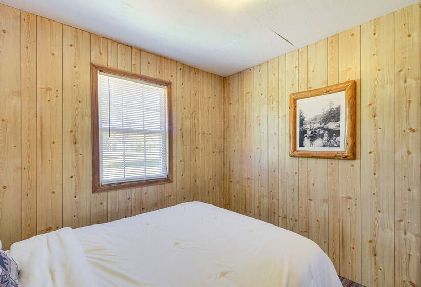 Garrison Cabin On Mille Lacs Lake W/ Shared Dock!