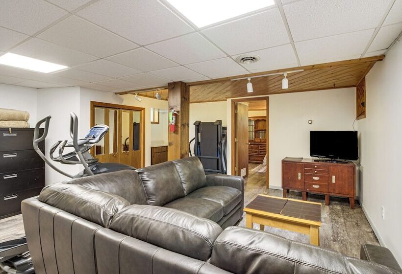 Duluth Lake House   Walk To Beach & Boat Ramp!