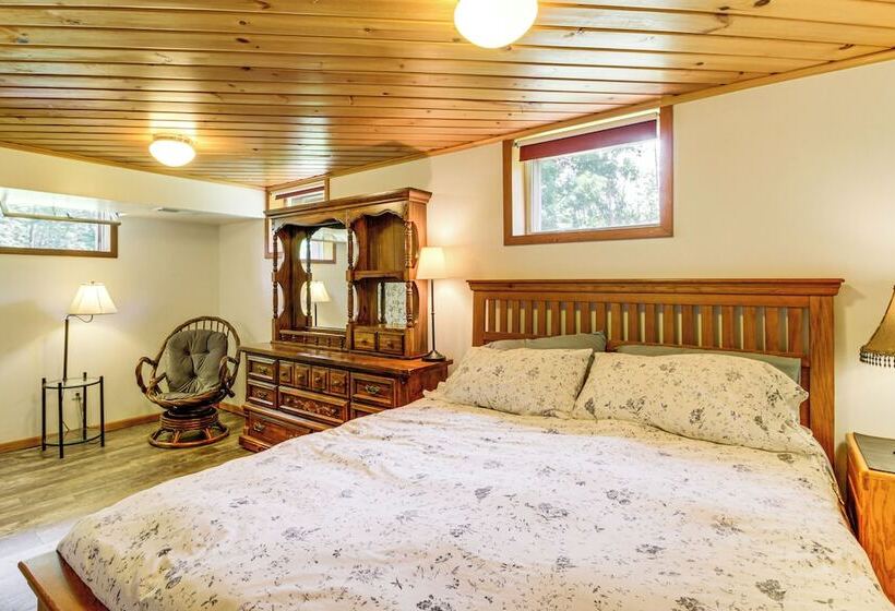 Duluth Lake House   Walk To Beach & Boat Ramp!