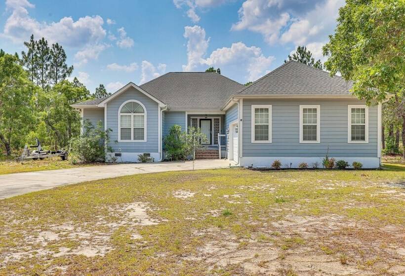 Family Friendly Harrells Home W/ Fire Pit + Kayaks