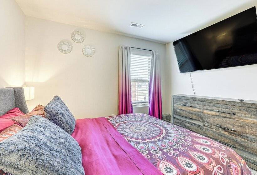 Family Friendly Triana Home Near Redstone Arsenal!