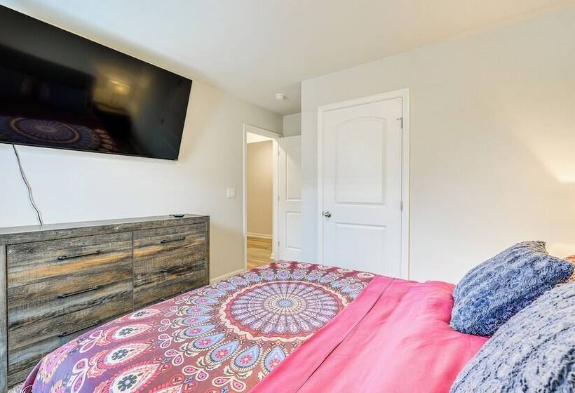 Family Friendly Triana Home Near Redstone Arsenal!