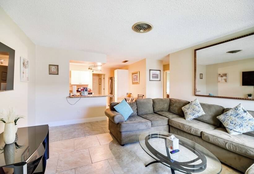 Fort Pierce Home W/ Fenced Yard, Near Beaches