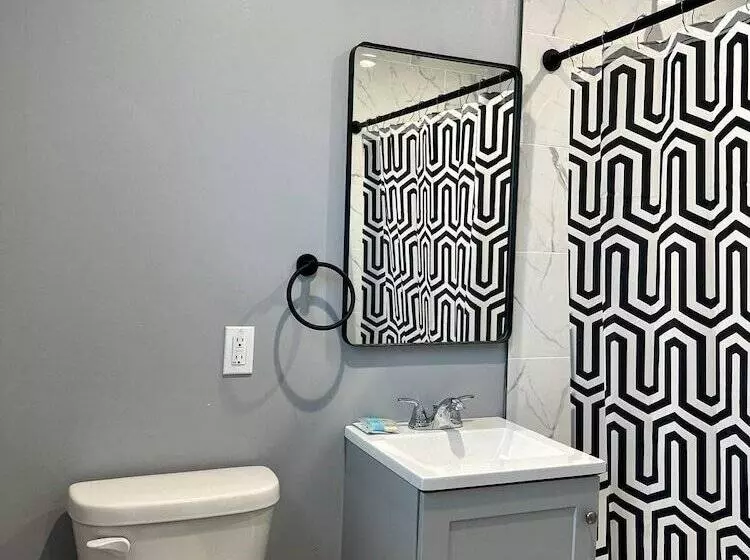 Hotelli Oceanside Inn & Suites