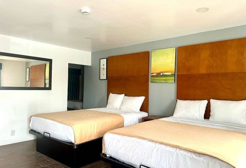 فندق Oceanside Inn & Suites