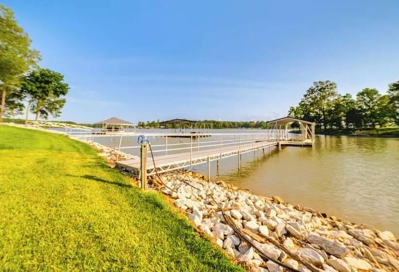 Dock & Deck At Kentucky Lake Family Retreat!