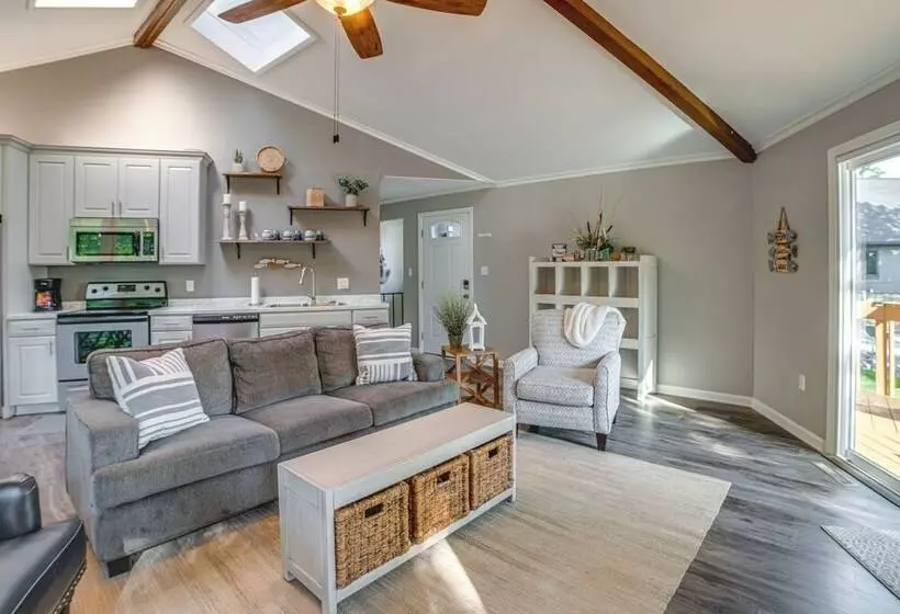 Dock & Deck At Kentucky Lake Family Retreat!