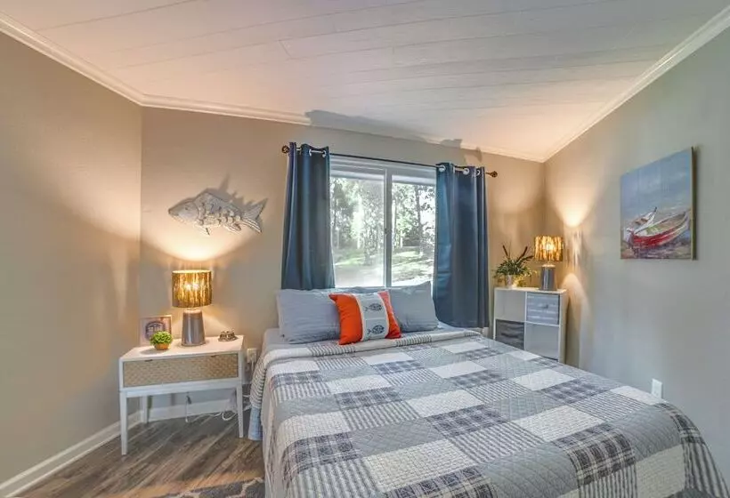 Dock & Deck At Kentucky Lake Family Retreat!