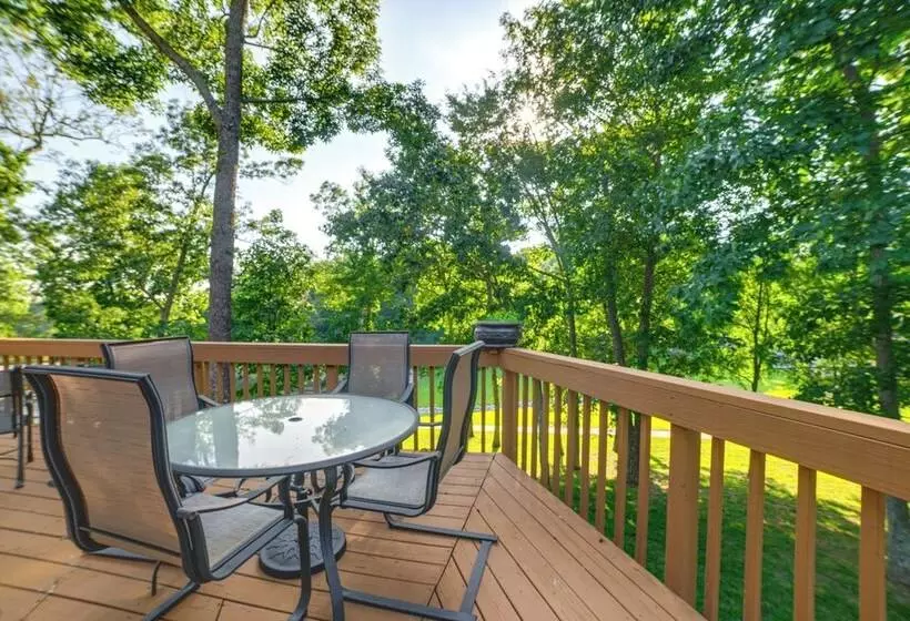 Dock & Deck At Kentucky Lake Family Retreat!