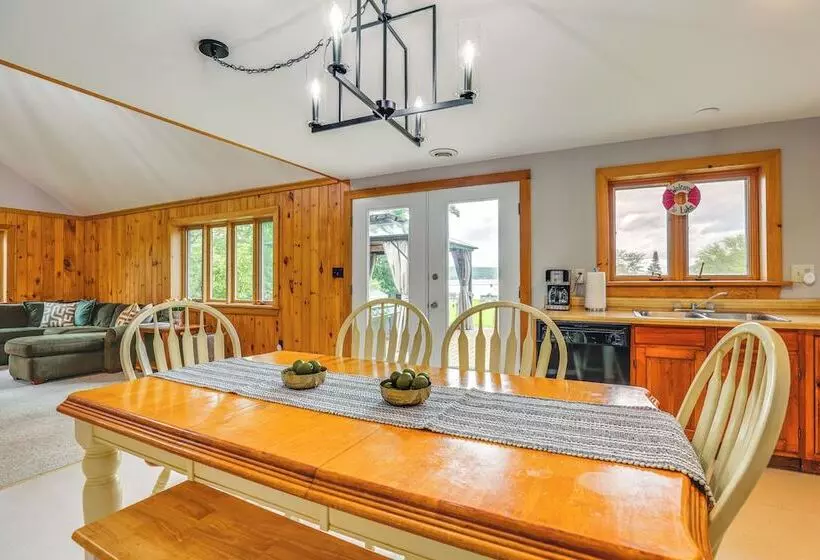 Keuka Lake Cabin W/ Boat Dock Access & Fire Pit!