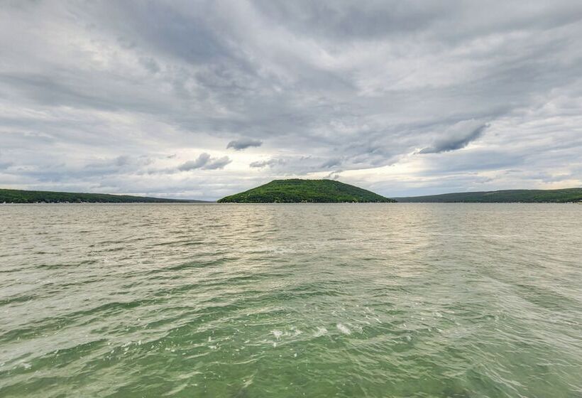 Keuka Lake Cabin W/ Boat Dock Access & Fire Pit!