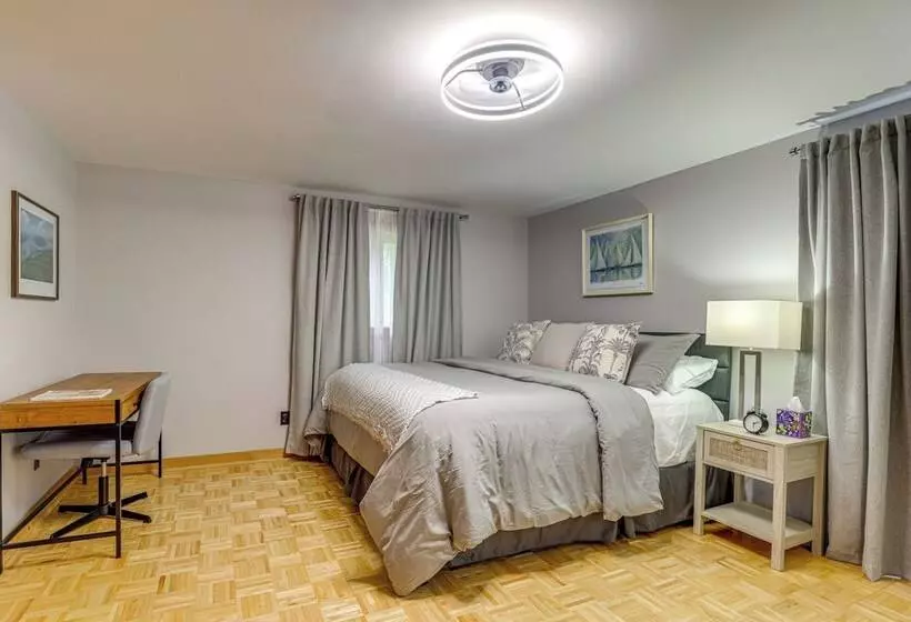 Keuka Lake Cabin W/ Boat Dock Access & Fire Pit!