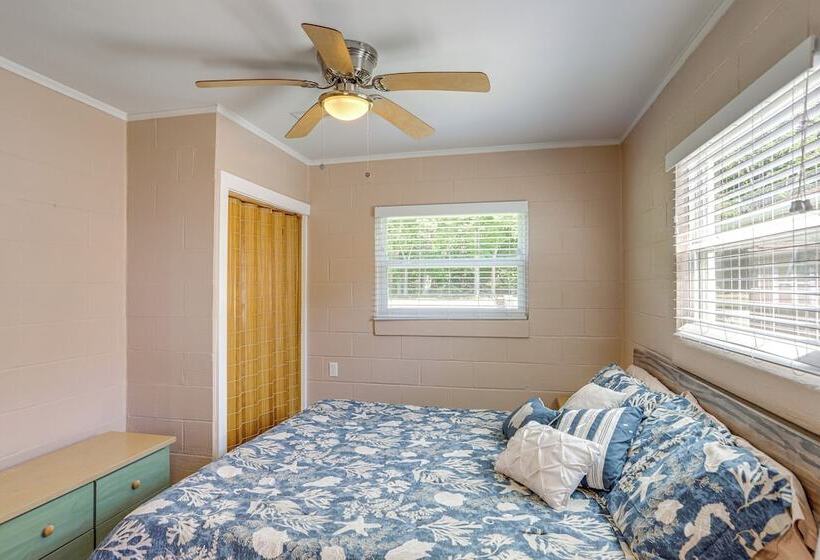 Middle Bass Island Cottage W/ Grills & Fire Pit