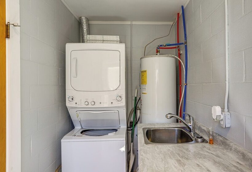 Middle Bass Island Cottage W/ Grills & Fire Pit