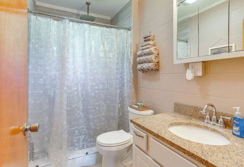 Middle Bass Island Cottage W/ Grills & Fire Pit