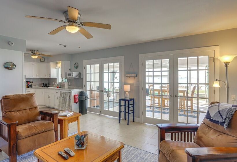 Middle Bass Island Cottage W/ Grills & Fire Pit