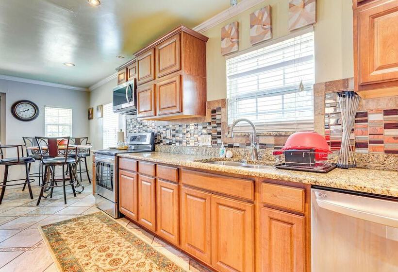 Pet Friendly Oklahoma City Home W/ Fenced Yard