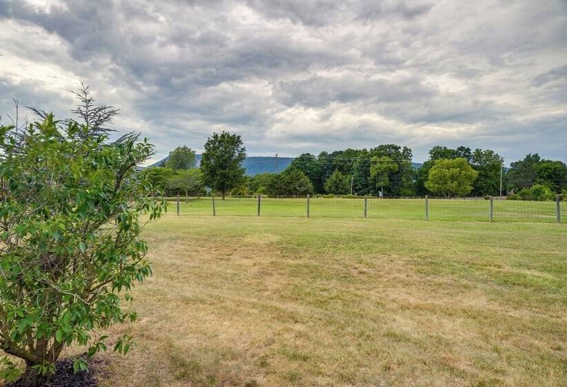 Pet Friendly Virginia Cabin: 3 Mi To Luray Caverns