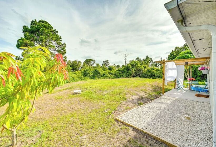 Lehigh Acres Getaway Near Parks & Golfing!