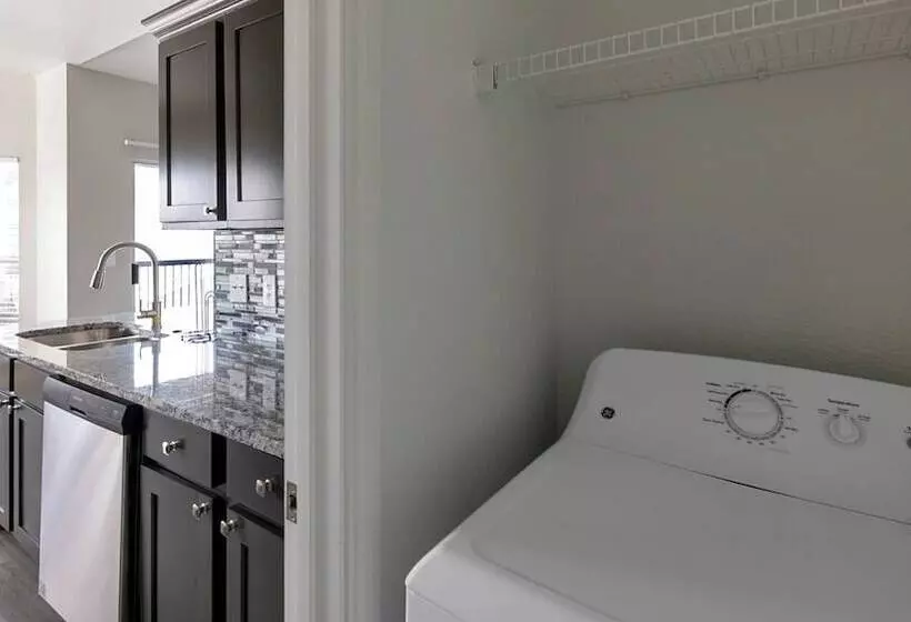 Residences At River Park West By Landing