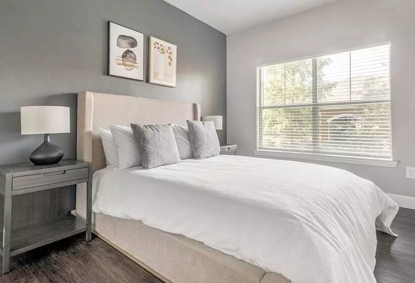 Residences At River Park West By Landing
