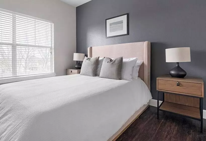 Residences At River Park West By Landing