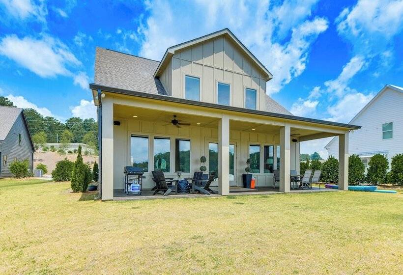 Waterfront Alexander City Home W/ Private Dock!