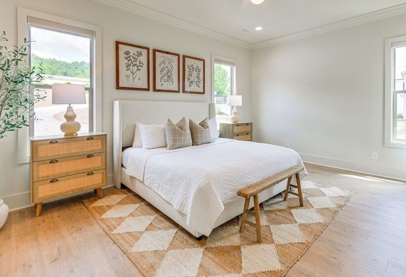 Waterfront Alexander City Home W/ Private Dock!