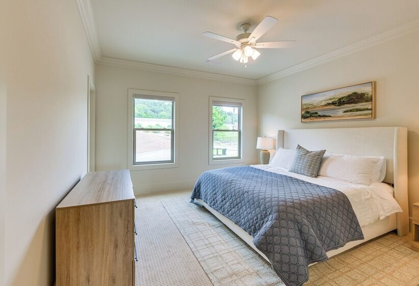 Waterfront Alexander City Home W/ Private Dock!