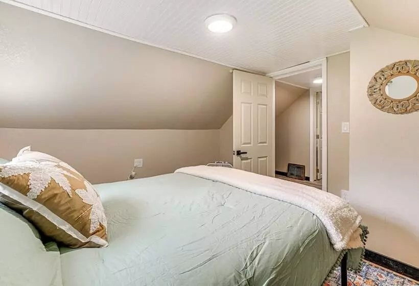 Arkdale Home W/ Fire Pit, 1 Mi To Castle Rock Lake